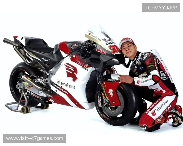 MotoGP赛场风云再起顶级车手激战新赛季冠军格局悬念全面升级